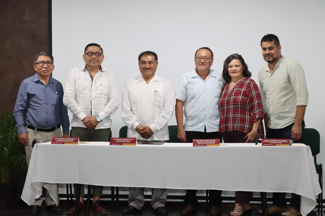 Presentan concursos literarios para estudiantes y público en general